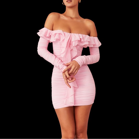 House of CB Dresses & Skirts - HOUSE OF CB Eliza •NWOT